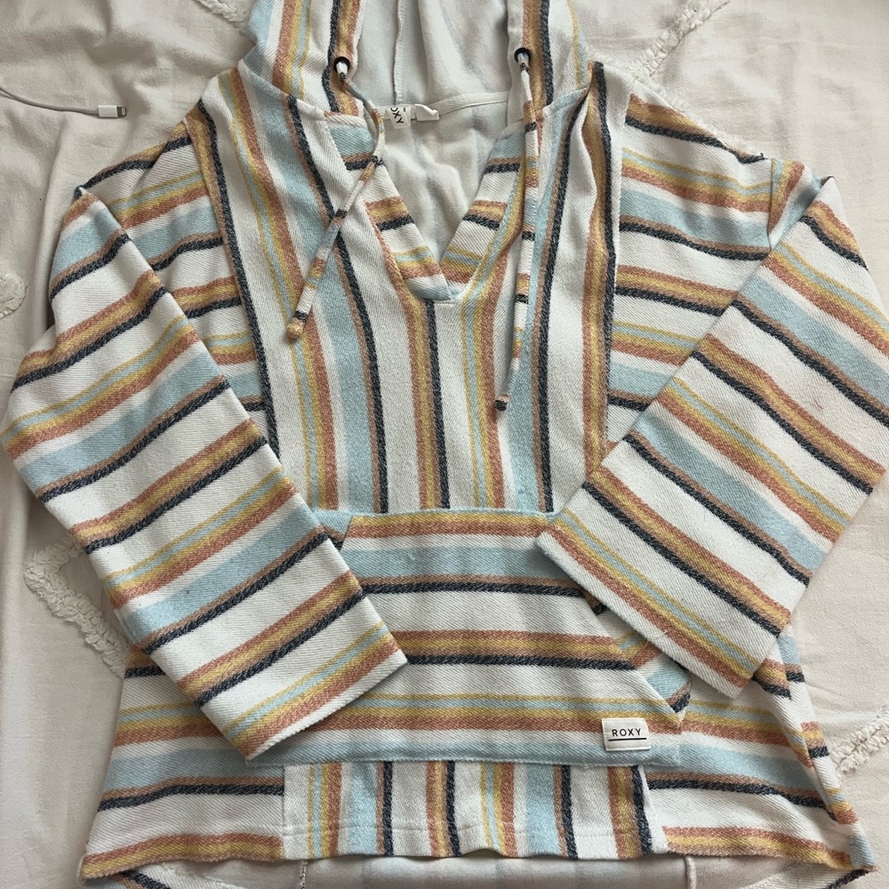 Super cute roxy poncho!